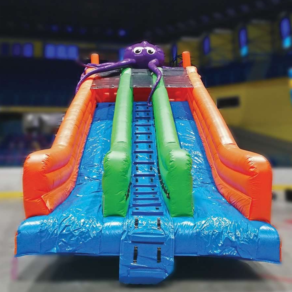 Nafukovací skluzavka - zábava pro děti na firemní a obecní akce